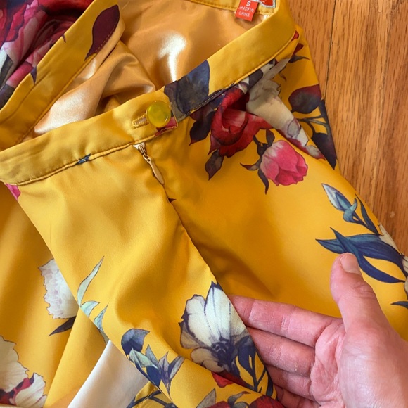 ModCloth Yellow Floral Circle Skirt with Pink & Red Roses - Picture 5 of 6